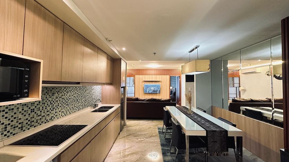 Premium Apartment, 3 Bedrooms, Non Smoking, City View