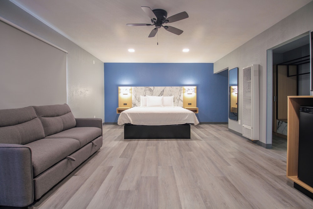 Deluxe Room, 1 Bedroom, Ocean View photo 1