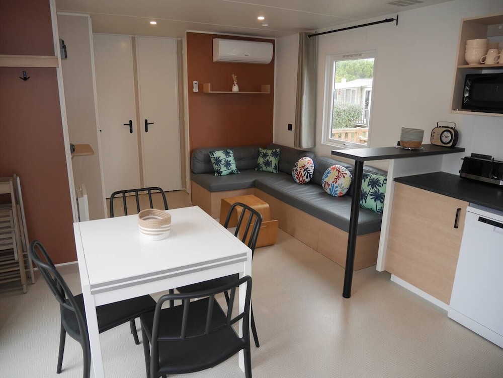 Premium Mobile Home photo 3