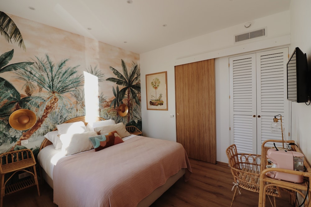 Basic Double Room, Accessible photo 2