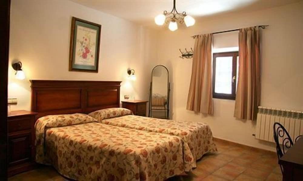 Standard Double Room photo 3