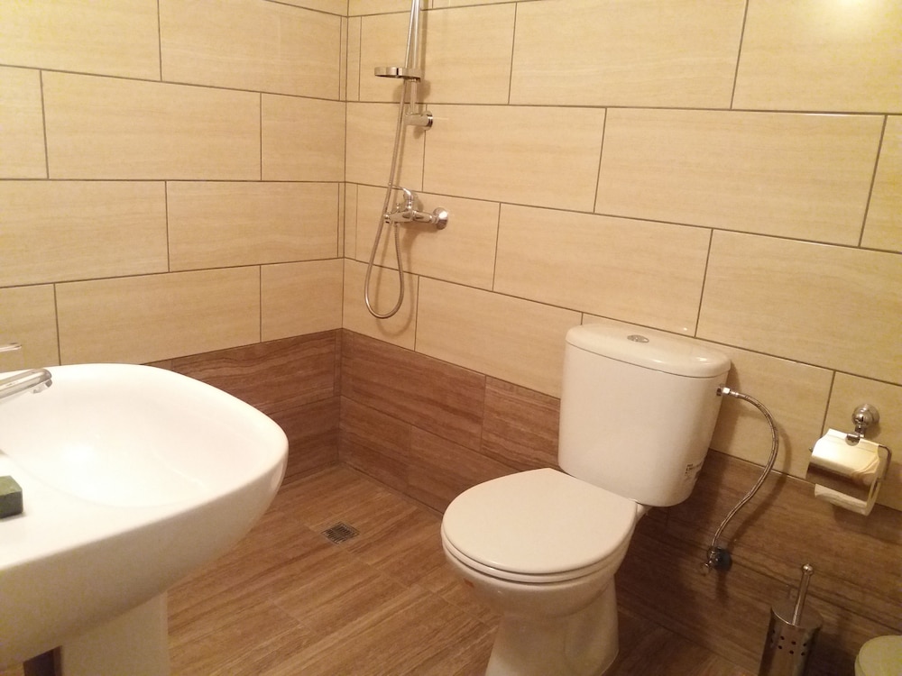 Family Apartment, Multiple Beds, Non Smoking photo 3