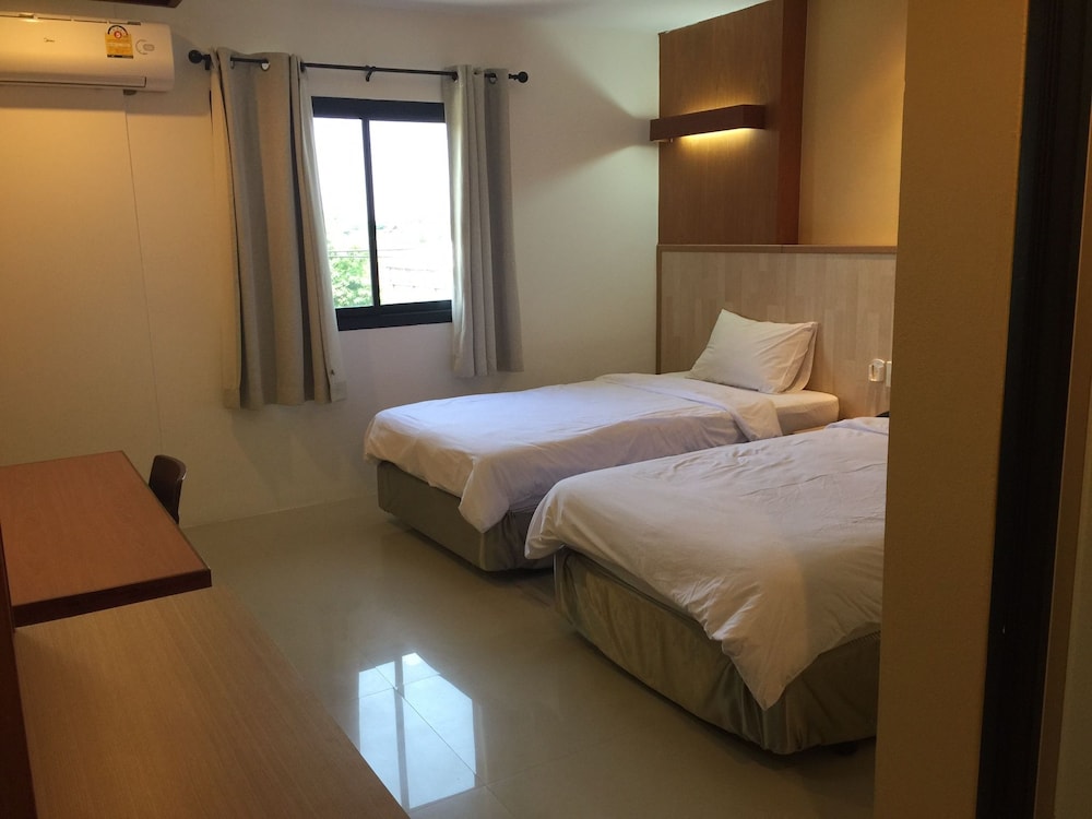 Standard Room photo 2