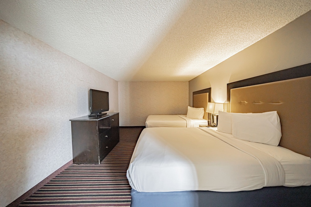 Standard Room, 2 Queen Beds, Non Smoking photo 1