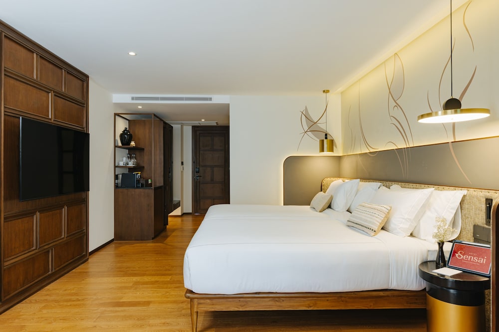 Deluxe Room - Photo 7
