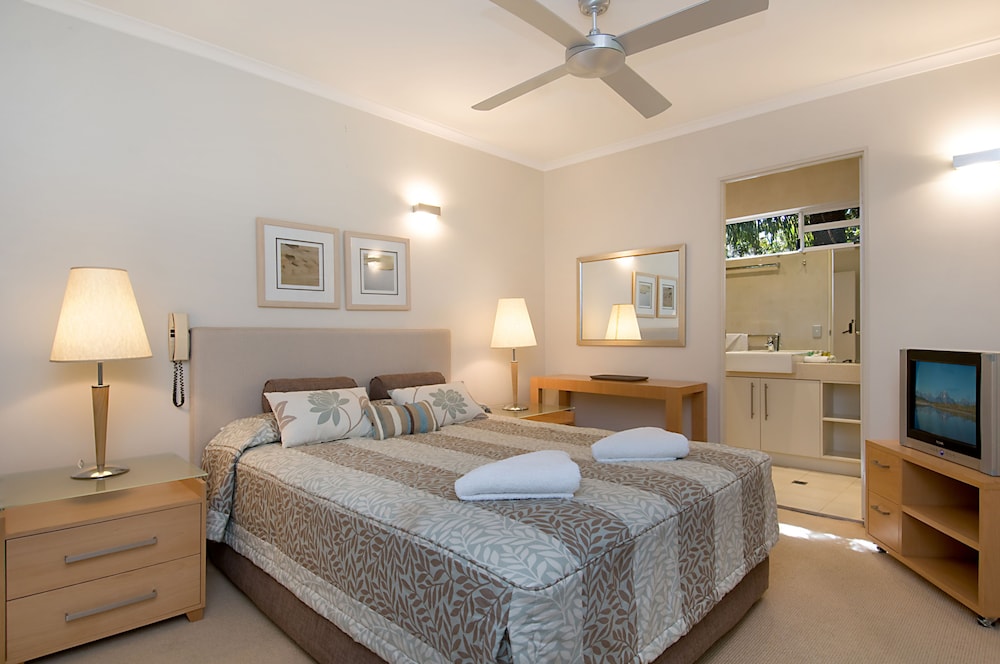 Honeymoon Penthouse, 1 Bedroom, Hot Tub, Sea View photo 2