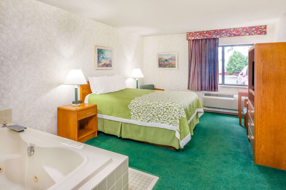 Standard Room, 2 Queen Beds