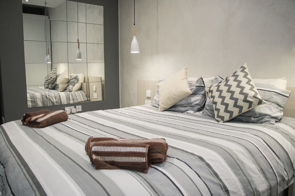 Superior Double Room, Private Bathroom (Velvet)
