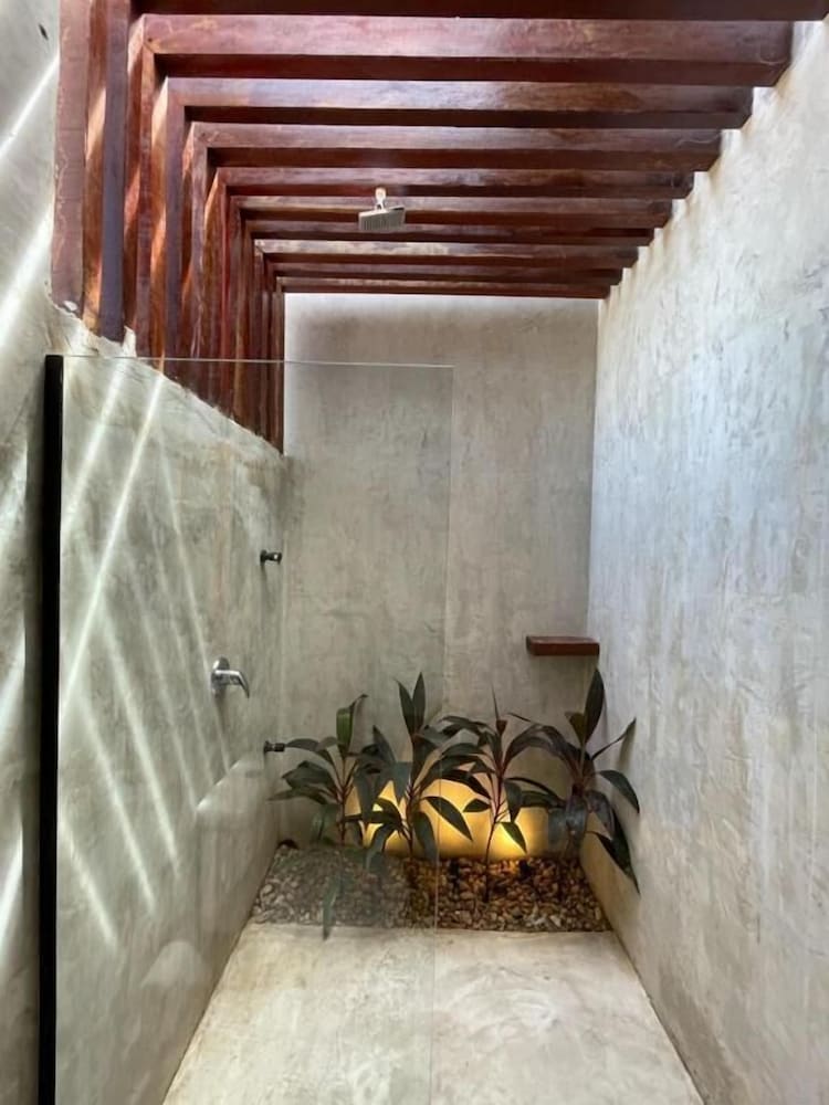 Design House photo 2