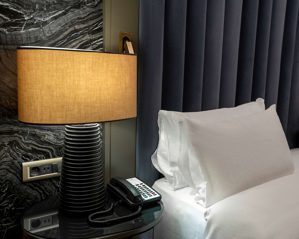 Standard Room, City View
