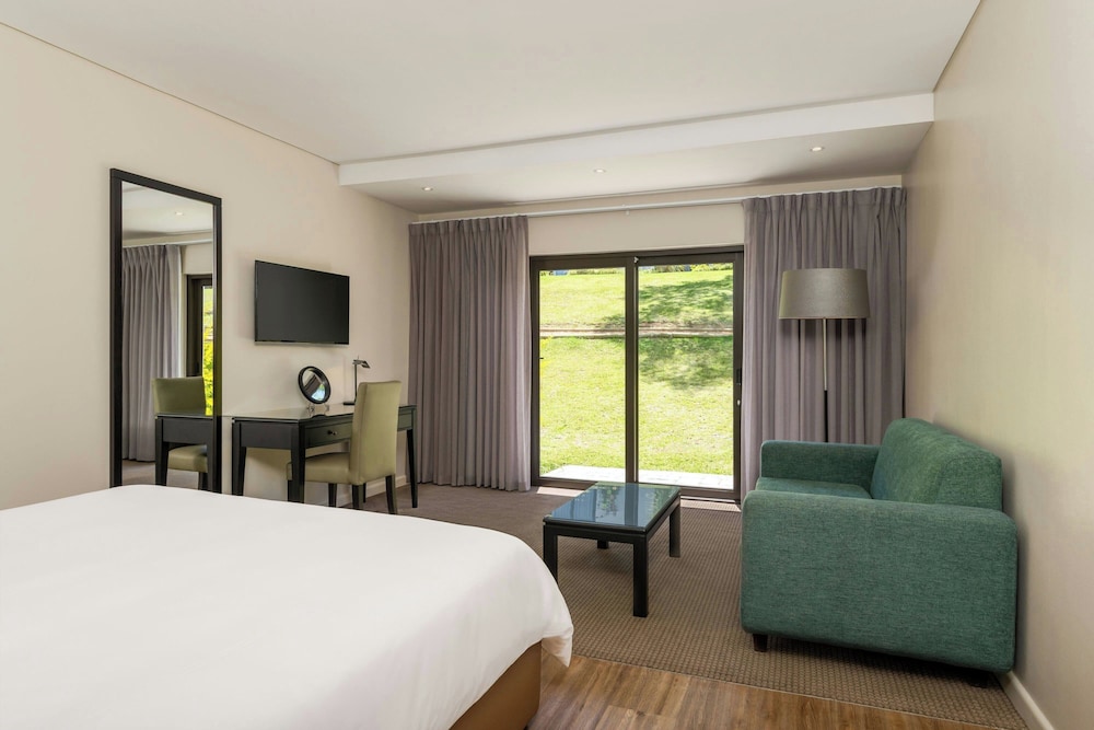 Classic Room, 1 King Bed - Photo 2