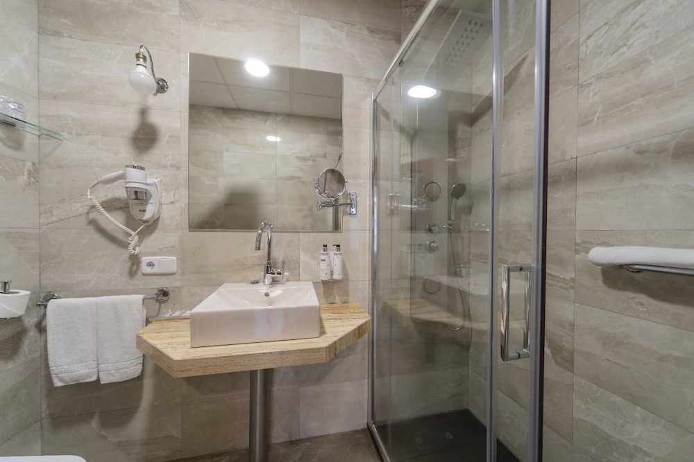 Double Room, City View - Photo 5