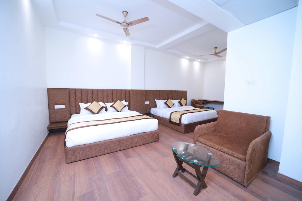 Superior Room - Photo 24