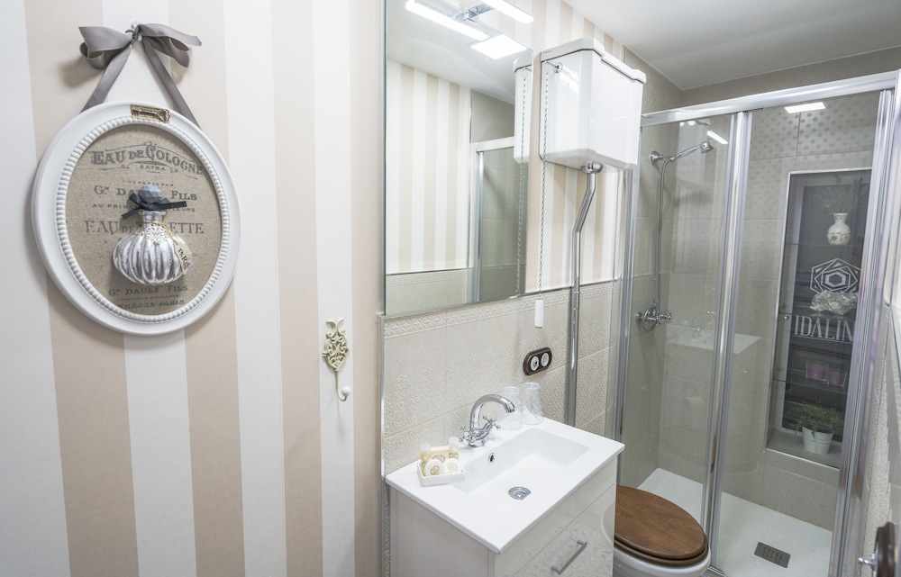 Premium Double Room photo 2