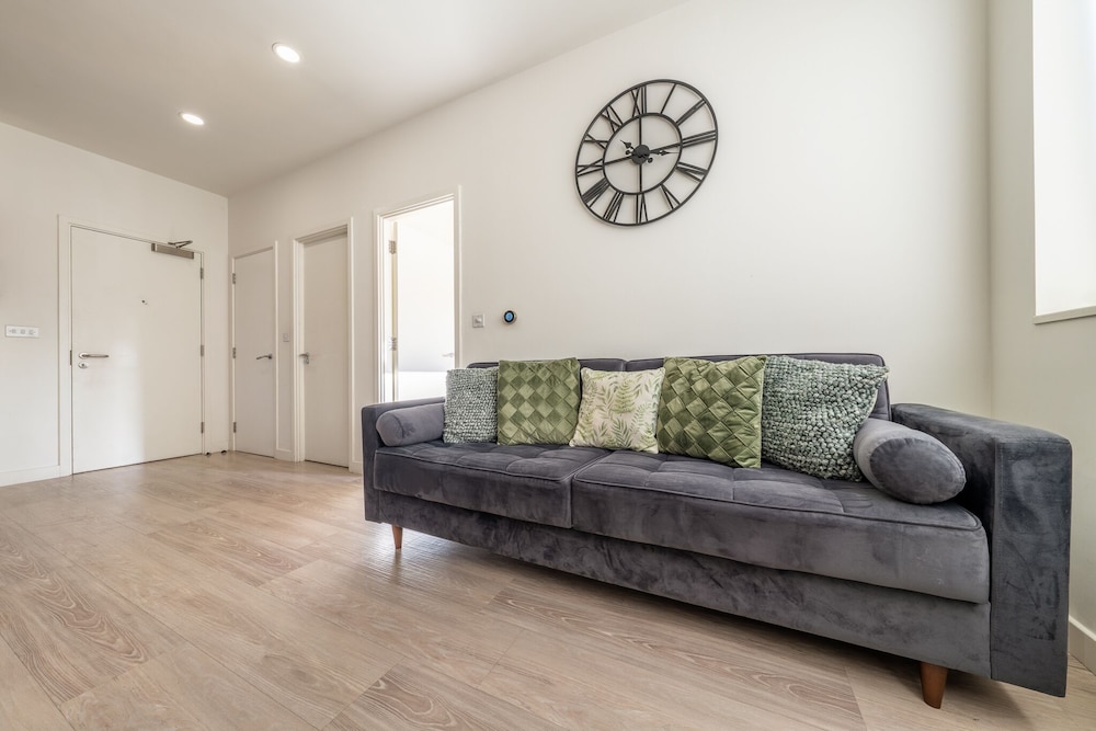 Luxury 1 Bedroom Serviced Apartment in the Heart of Stevenage, 사진 47