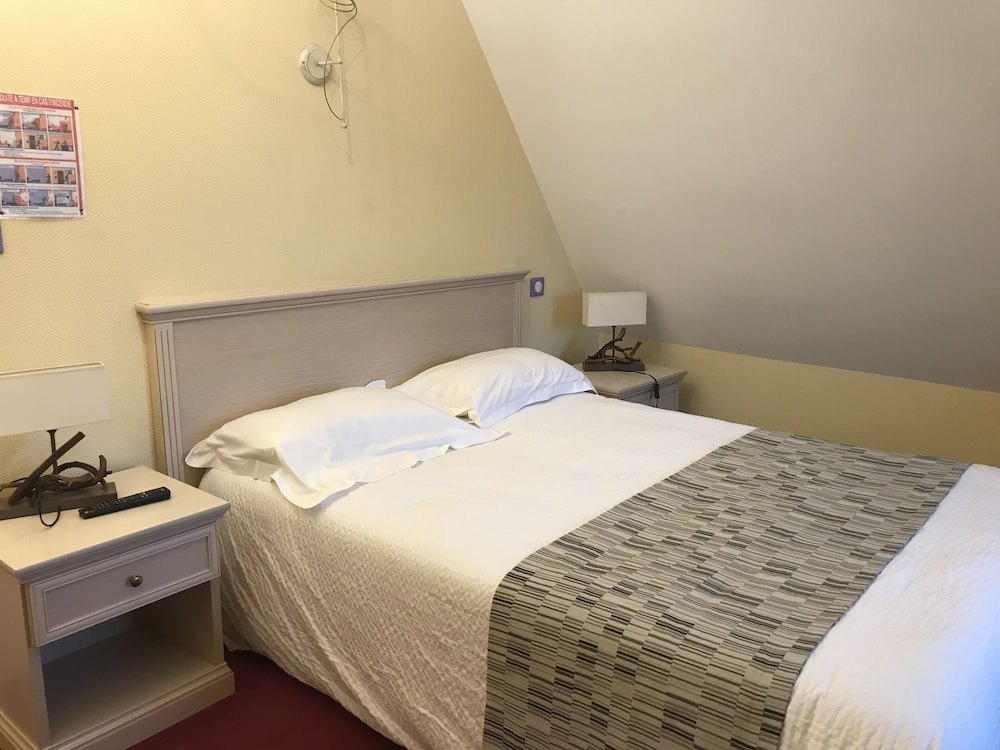 Standard Double Room photo 2