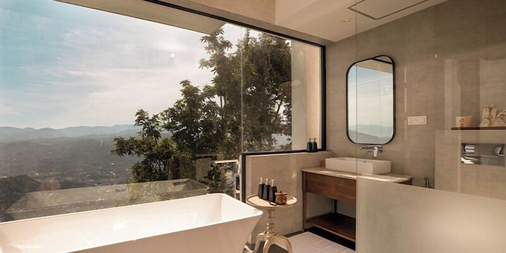 Deluxe Double Room, Mountain View, Mountainside photo 3