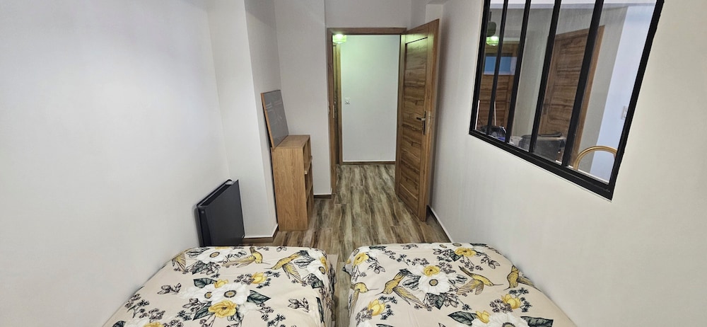 Appartment T3 55m2 3ie etage photo 3