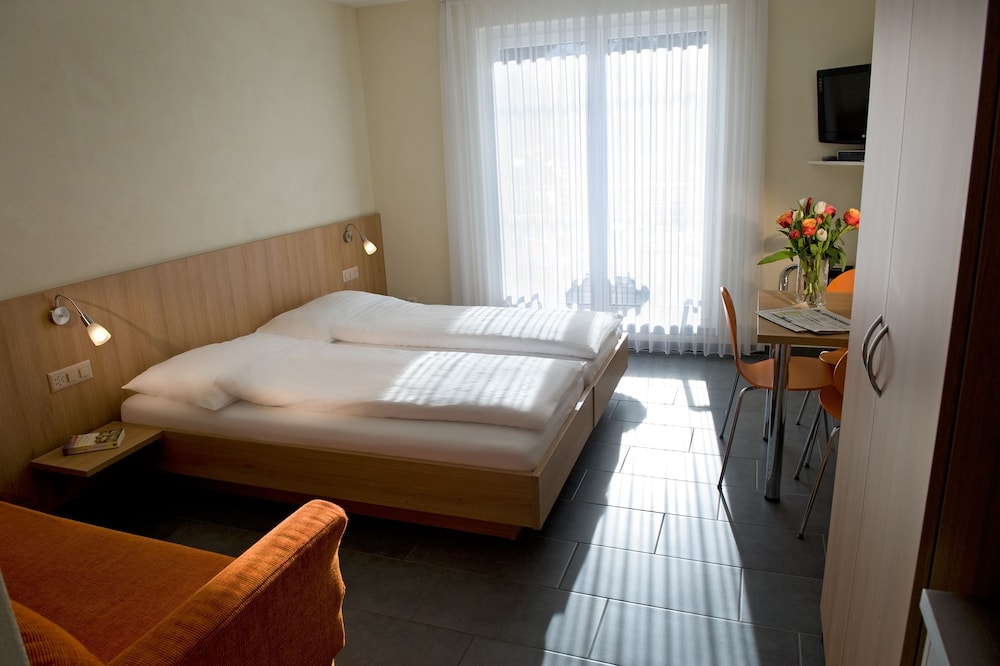 Business Studio, 1 Bedroom photo 3
