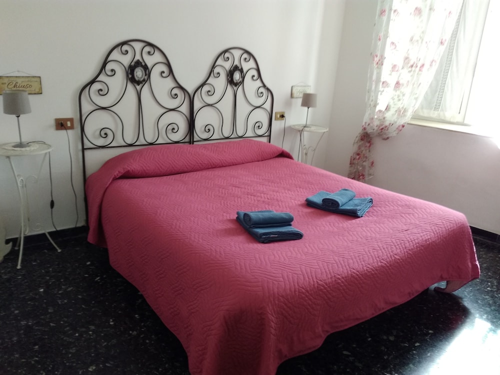 Double Room, Shared Bathroom