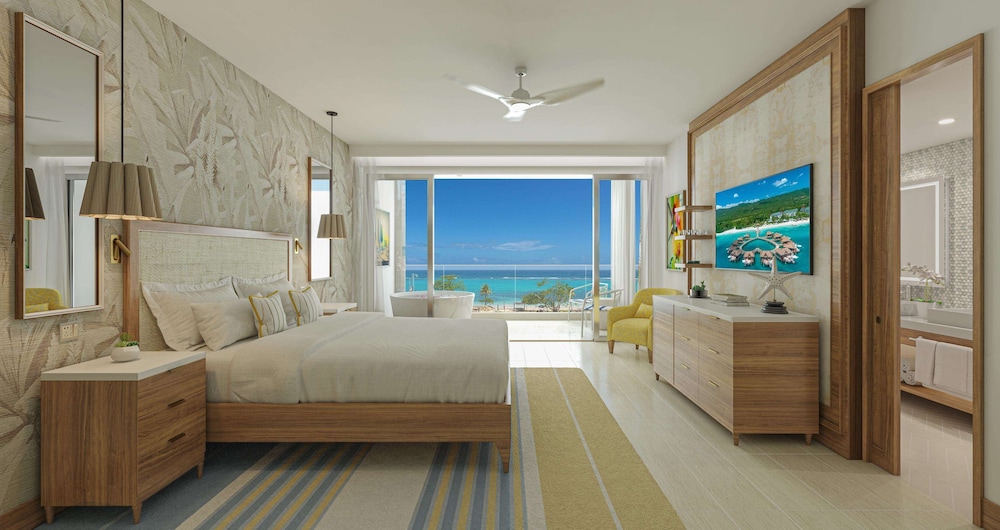 Chambre, 1 très grand lit, balcon, en front de plage (Travertine, Club Level)