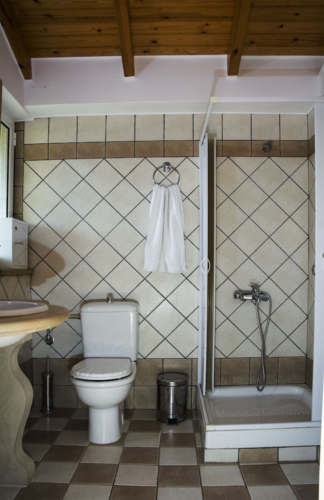 Traditional Apartment, 1 Double Bed, Pool Access, Mountain View photo 2