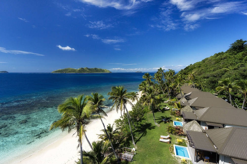 Oceanfront Pool Villa photo 3