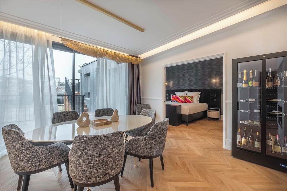 Presidential Suite (Montesquieu) thumbnail 5