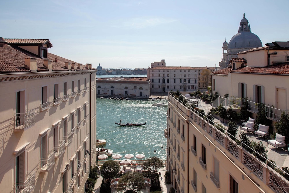 Grand Canal View Room