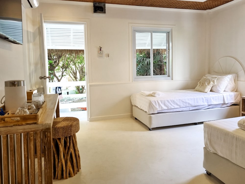 Standard Bungalow, 2 Twin Beds, Terrace, Garden View - Photo 8