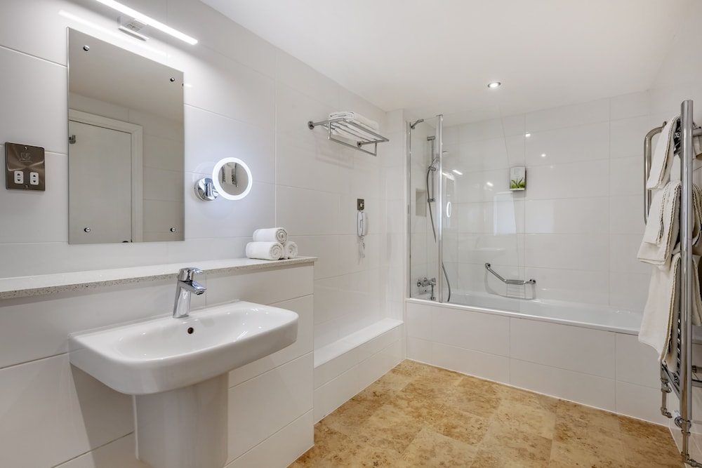 Apartment, 2 Bedrooms - Photo 15