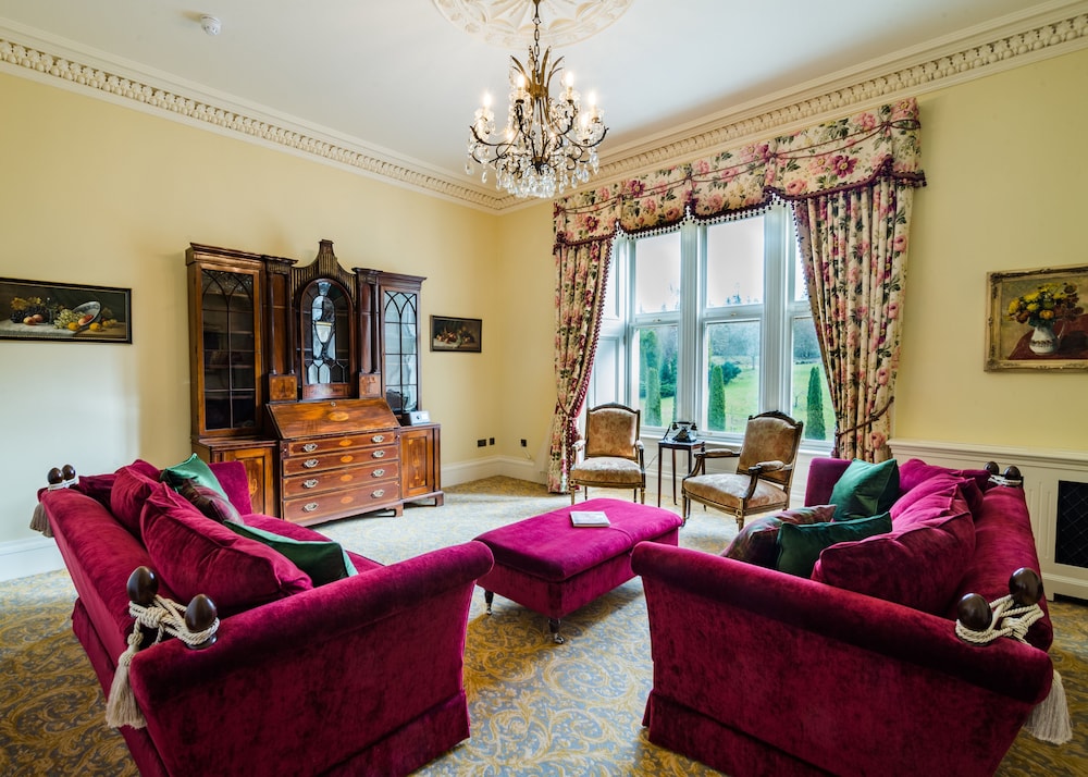 Castle Downie Suite photo 1