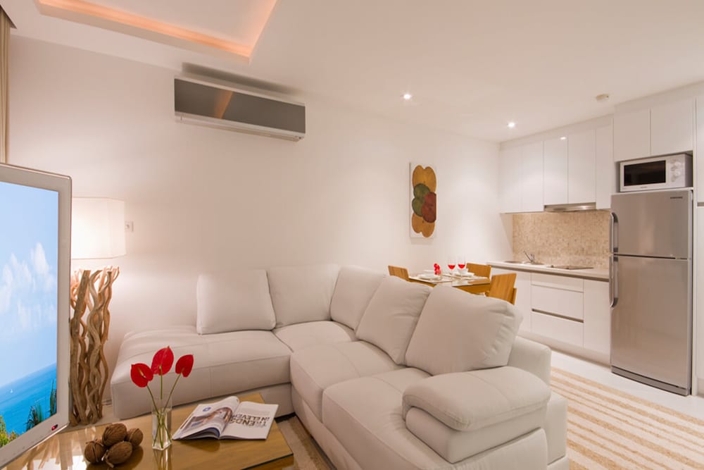 Suite, 1 Bedroom (Ocean View) - Photo 4