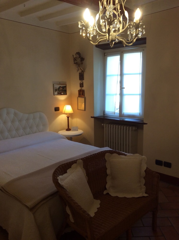 Double Room, 1 King Bed photo 1