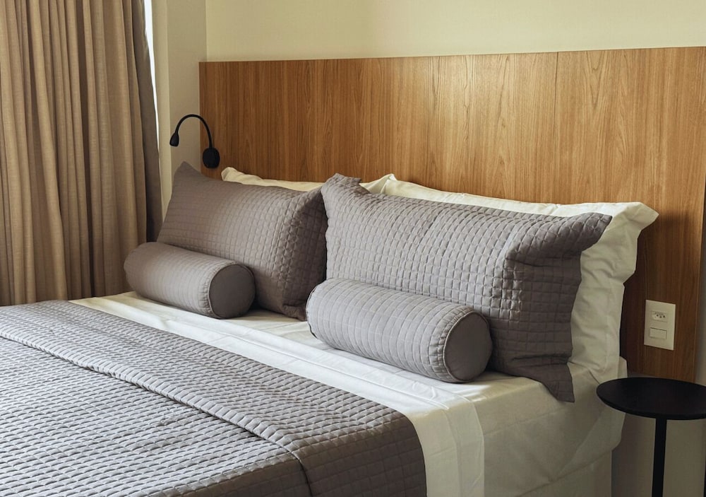 Standard Suite, 1 Bedroom, Mobility Accessible, Non Smoking