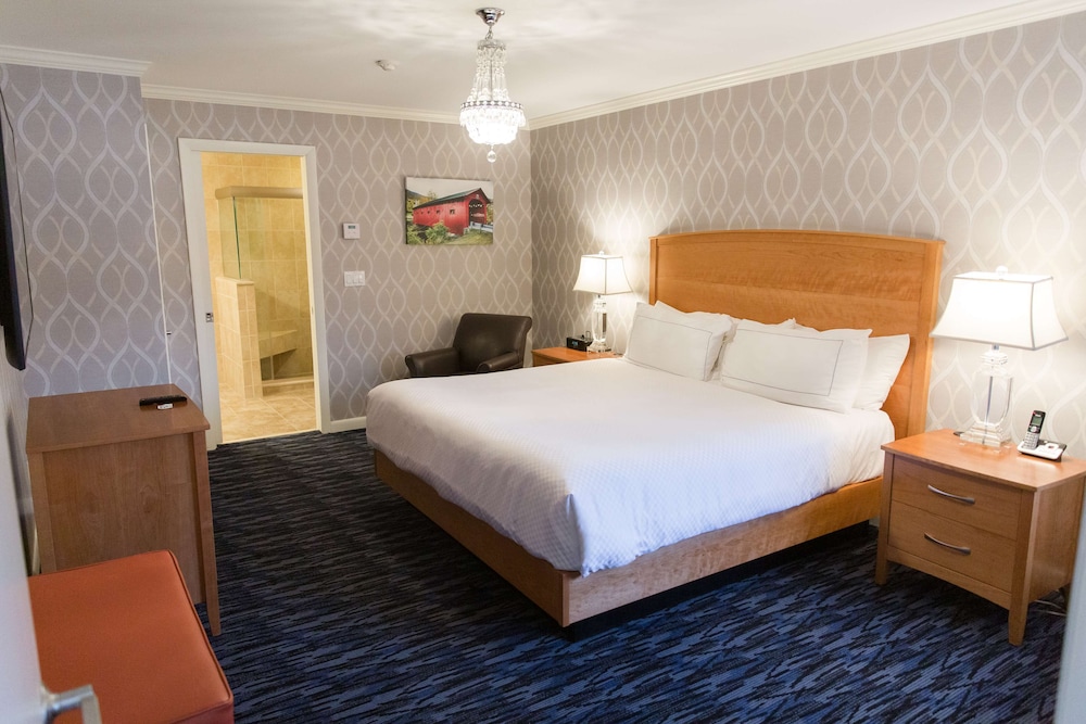 Suite, 1 Bedroom, Balcony (Corner)