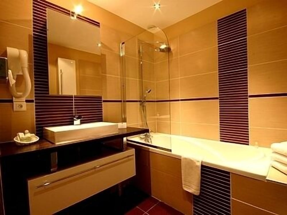 Double Room (Duplex Bain) - Photo 2