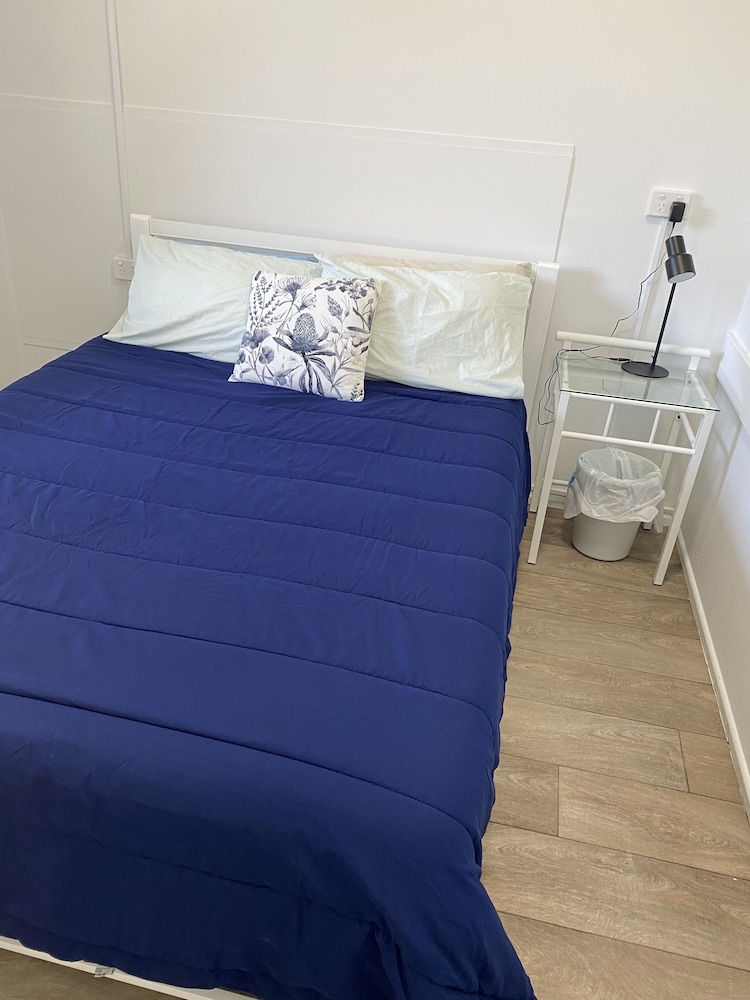 Economy Double Room, Shared Bathroom photo 1