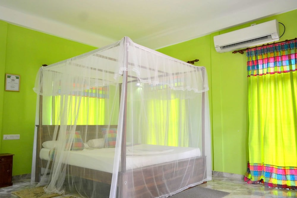 Superior Double or Twin Room, 1 King Bed, Non Smoking, Mountain View photo 2