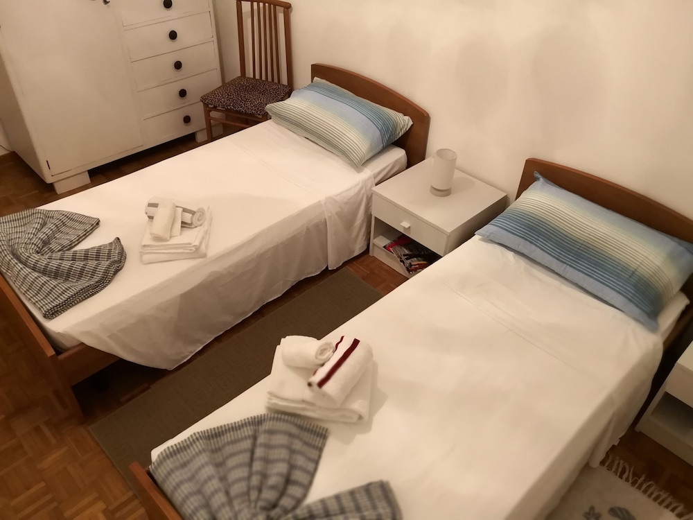Standard Double Room, Shared Bathroom (External)