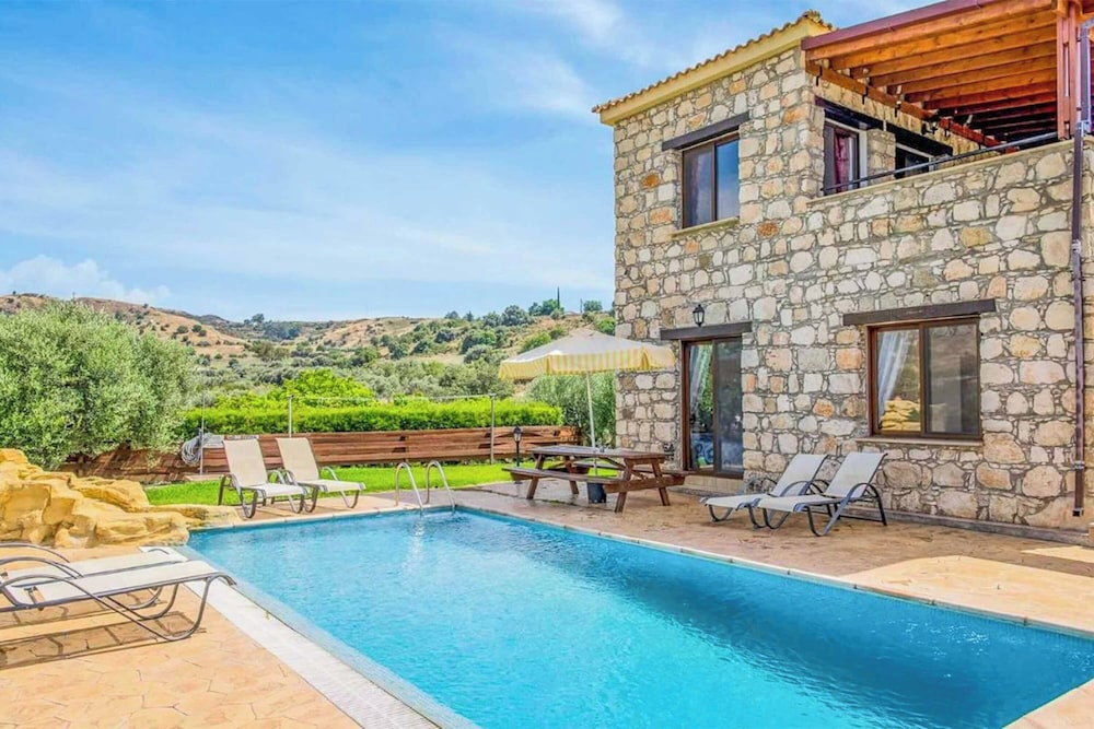 Villa (3 Bedrooms) photo 2