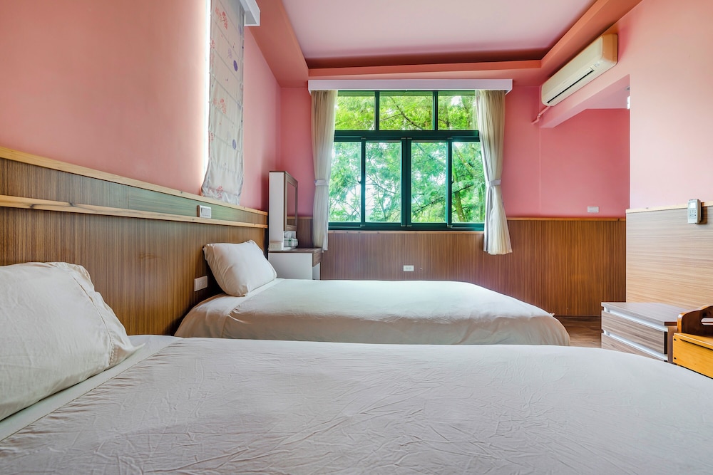 Quadruple Room - Photo 4