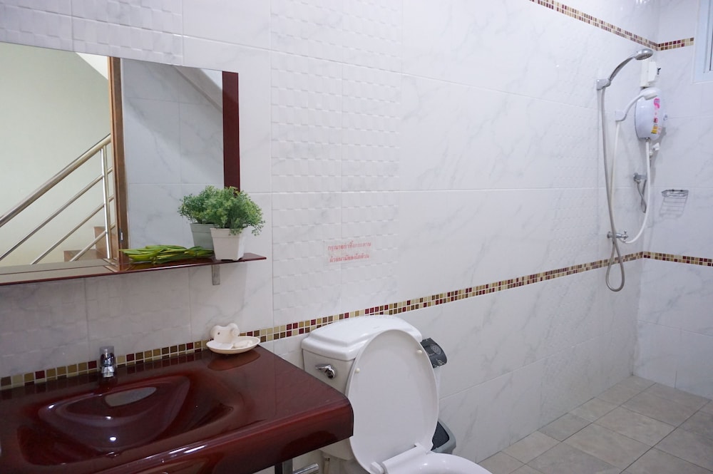 Standard Double Room With Shared Bathroom photo 2
