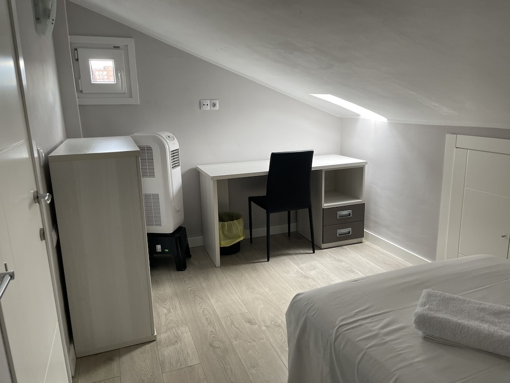 Habitación Económica, Sin Ventanas