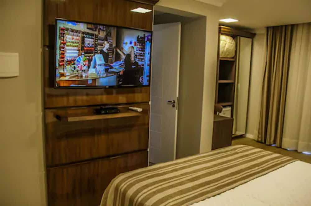 Superior Suite, Jetted Tub