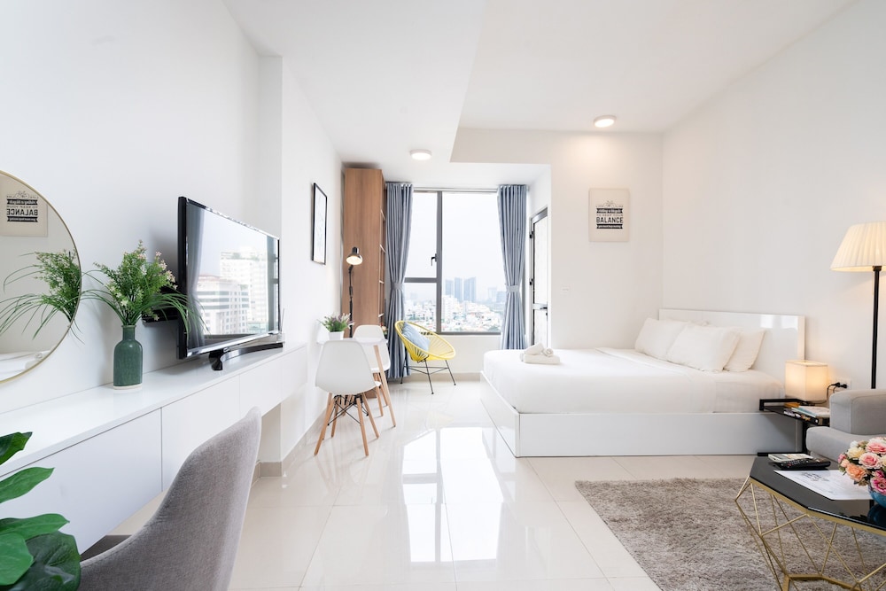 Monolocale (TeeUP Home - Free Swimming Pool & Gym)
