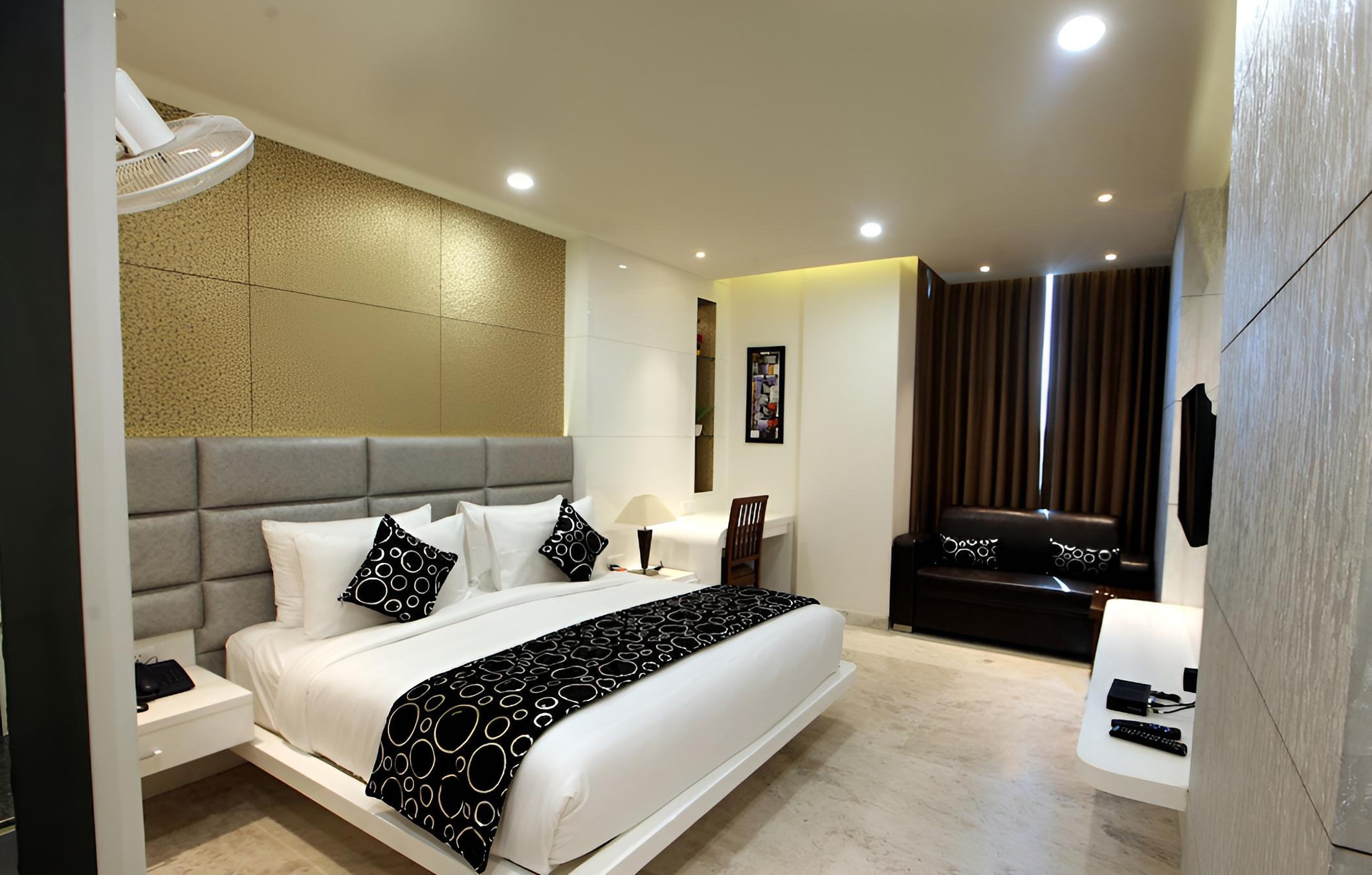 Deluxe Double or Twin Room, 1 King Bed