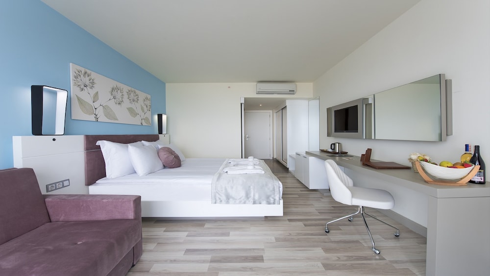 Chambre Deluxe (Land View)