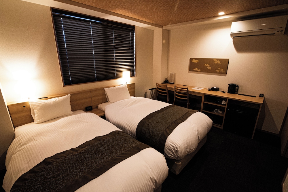 Basic Twin Room