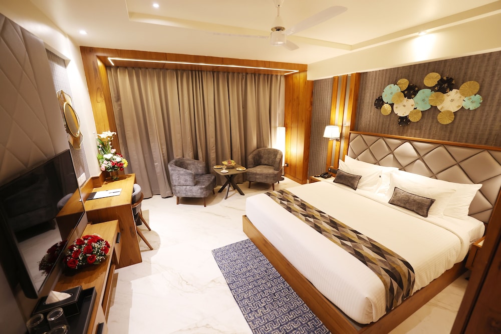Executive Room - Photo 7